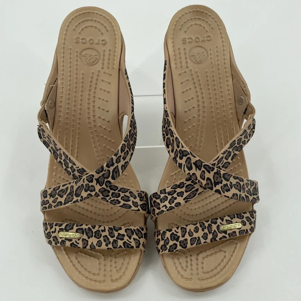 Crocs Womens Cyprus IV Heel Sz. 9 Tan Ltd. Edition EUC Strappy Leopard 16140